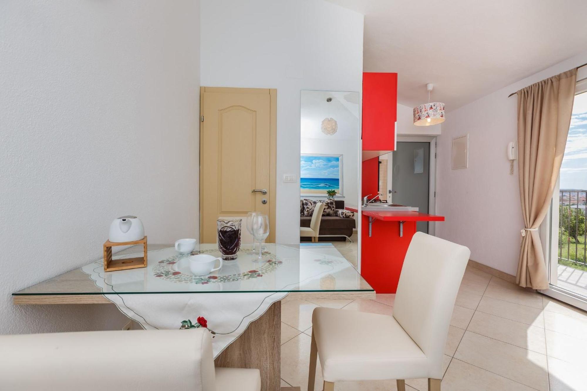 Holiday Home Chester With Heated Pool Каштела Номер фото