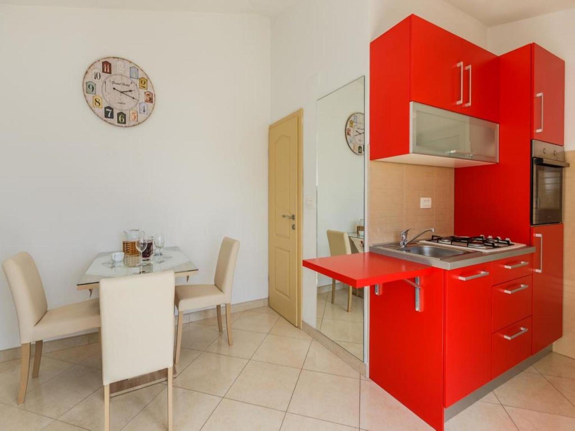 Holiday Home Chester With Heated Pool Каштела Номер фото