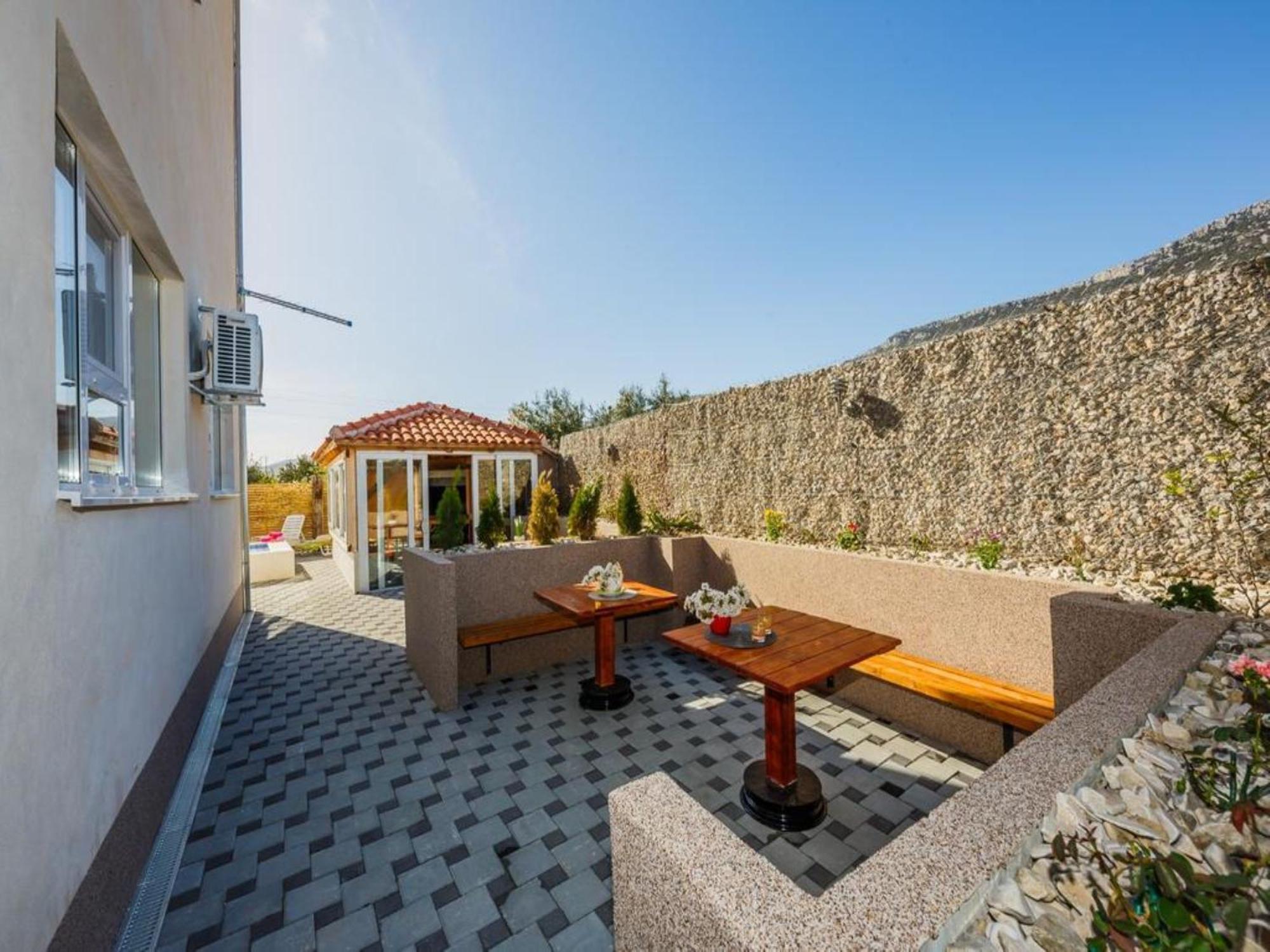 Holiday Home Chester With Heated Pool Каштела Номер фото